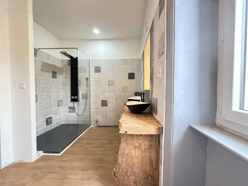 Maison à SAINT-VICTURNIEN