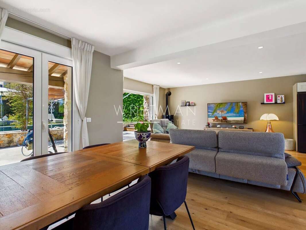 Maison à MOUGINS