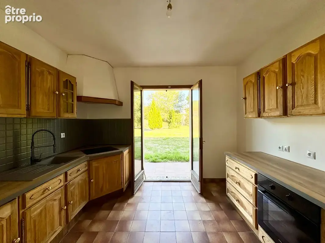 Maison Montreuil Sur Epte 8 pièce(s) 218 m2 - photo 10