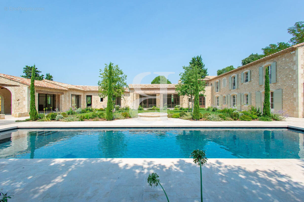 Maison à SAINT-REMY-DE-PROVENCE