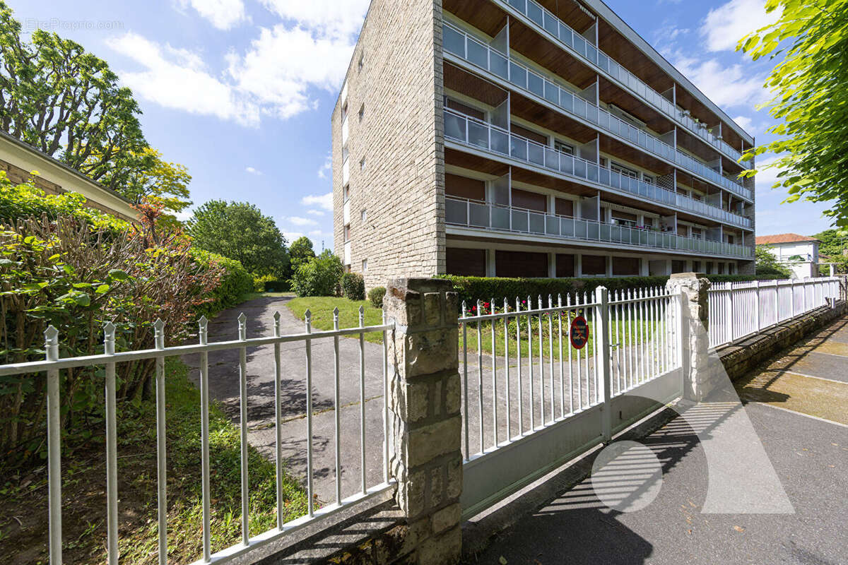 Appartement à RIS-ORANGIS