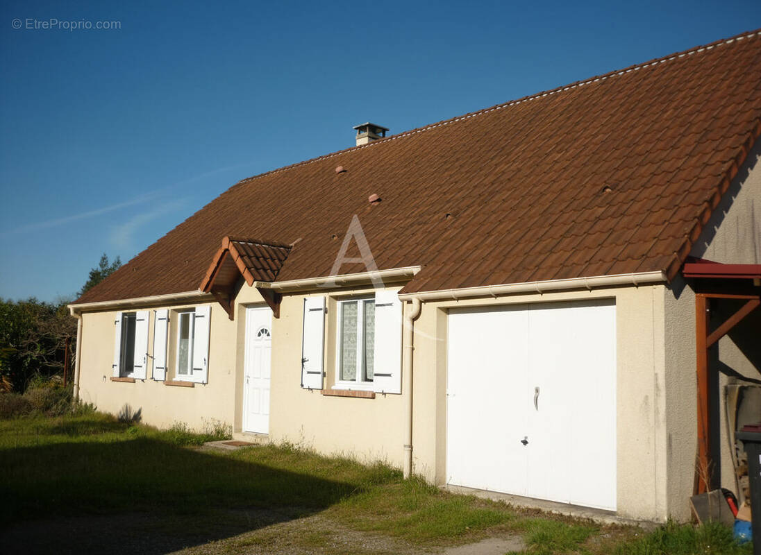 Maison à VOUZON