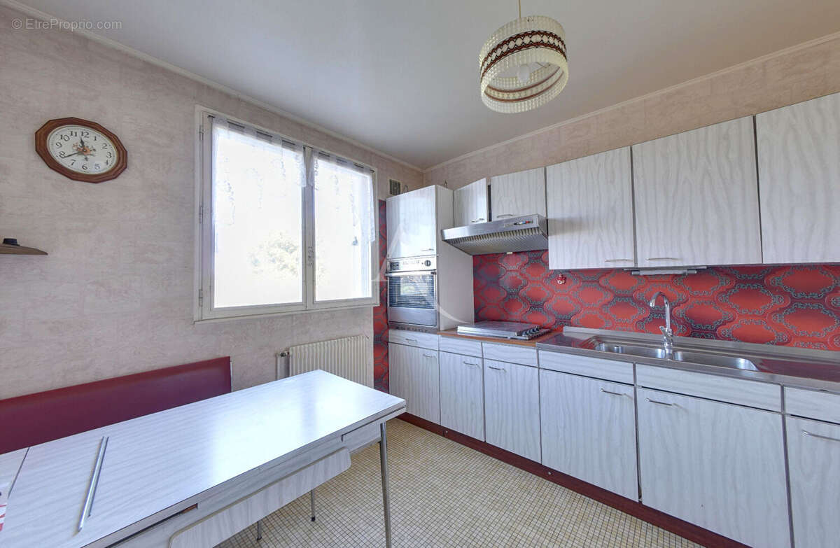 Maison à LA QUEUE-EN-BRIE