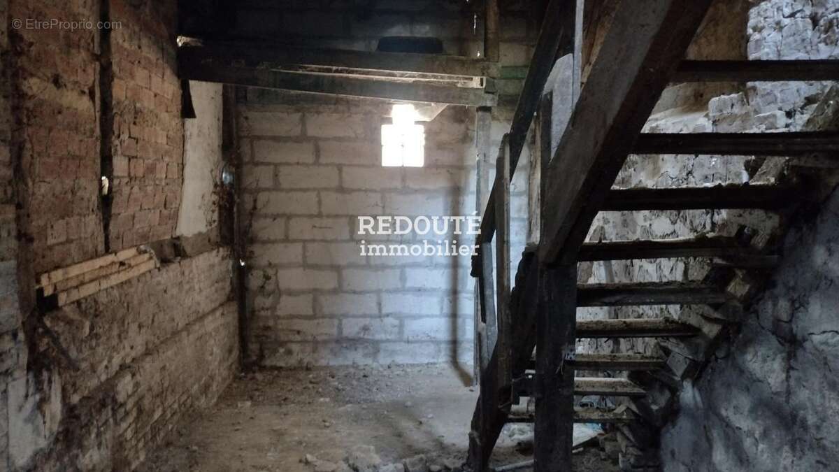 Maison à SAINTE-MENEHOULD