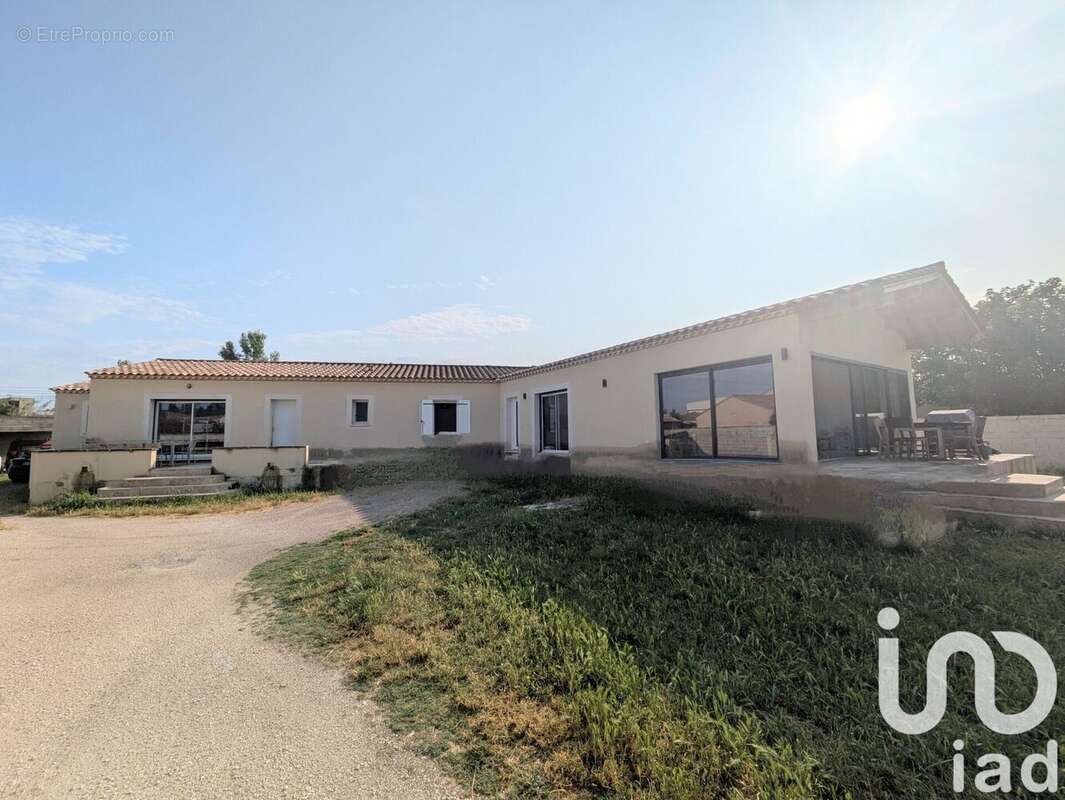 Photo 2 - Maison à LE THOR