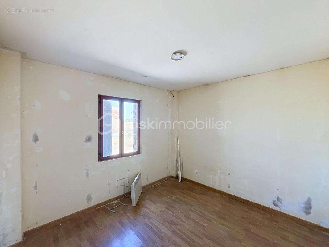 Charmante longère de plain-pied – 83 m² + fort potentiel d'agrandissement – Cadre calme - photo 8