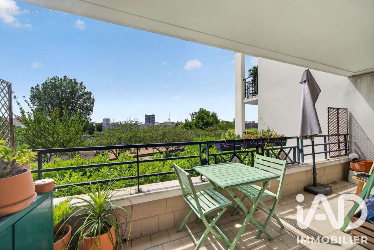 Photo 2 - Appartement à AUBERVILLIERS