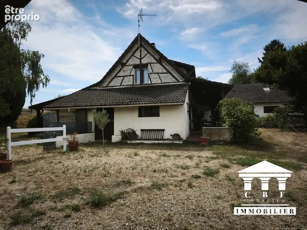 Maison 164 m² à L'abergement-Sainte-Colombe  - photo 5