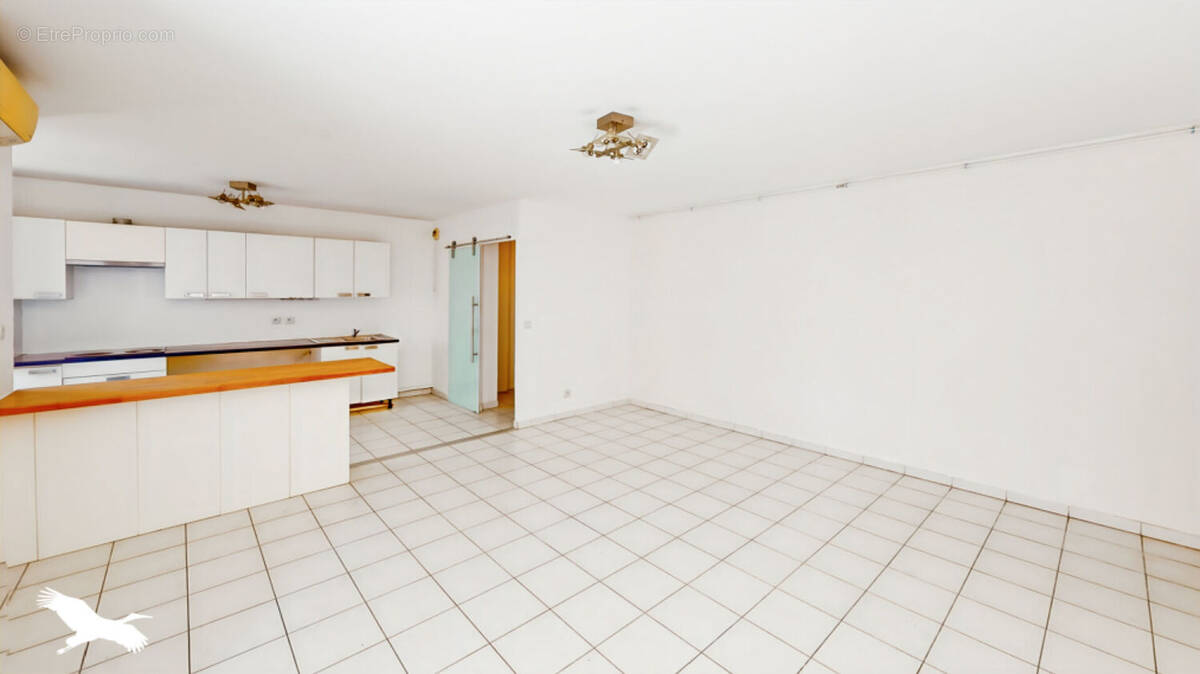 Appartement à MARSEILLE-10E