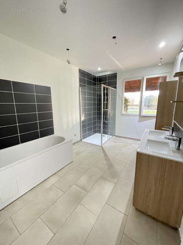 Maison à CASTELMAUROU