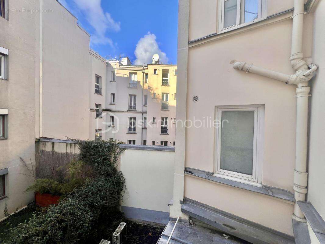 Appartement à PARIS-19E