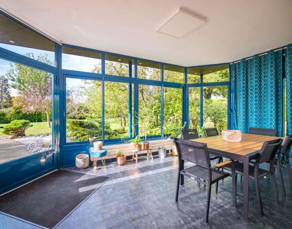 Maison à YVRE-L&#039;EVEQUE