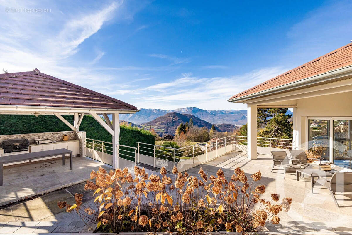 Maison à SAINT-MARTIN-D&#039;URIAGE