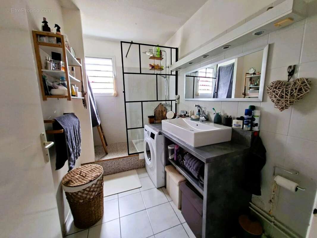Appartement à LES TROIS-ILETS