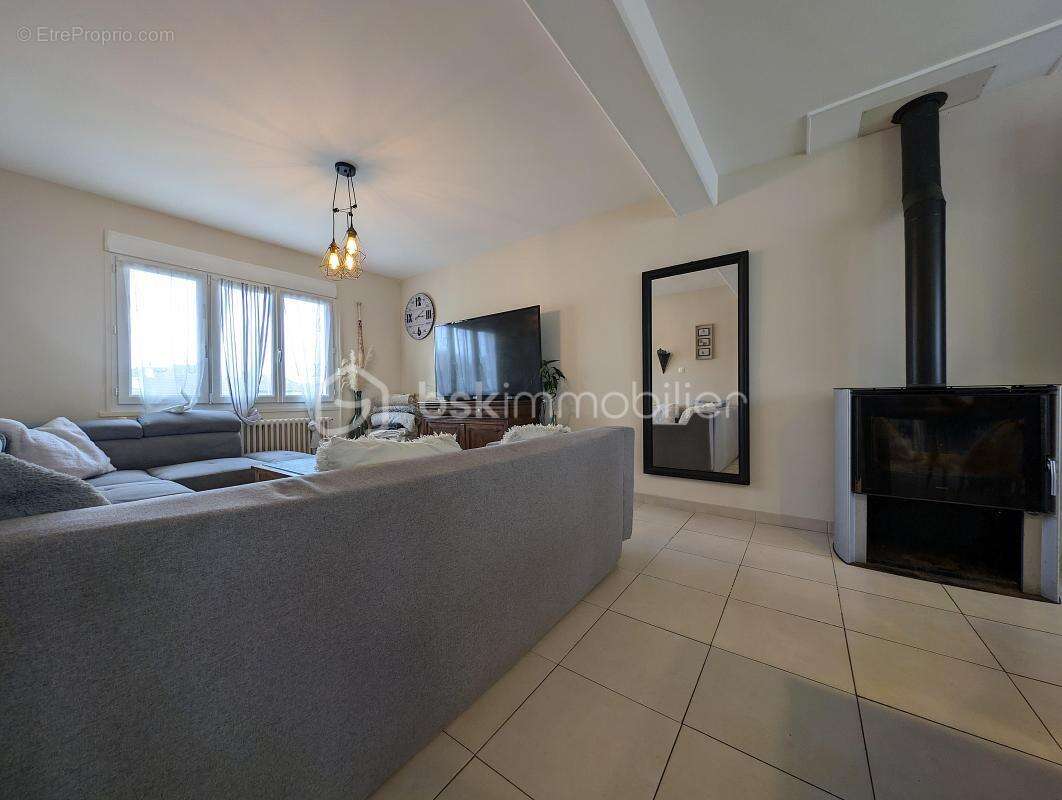 Maison à TOURLAVILLE