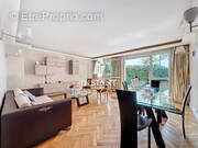 Appartement à CHARENTON-LE-PONT