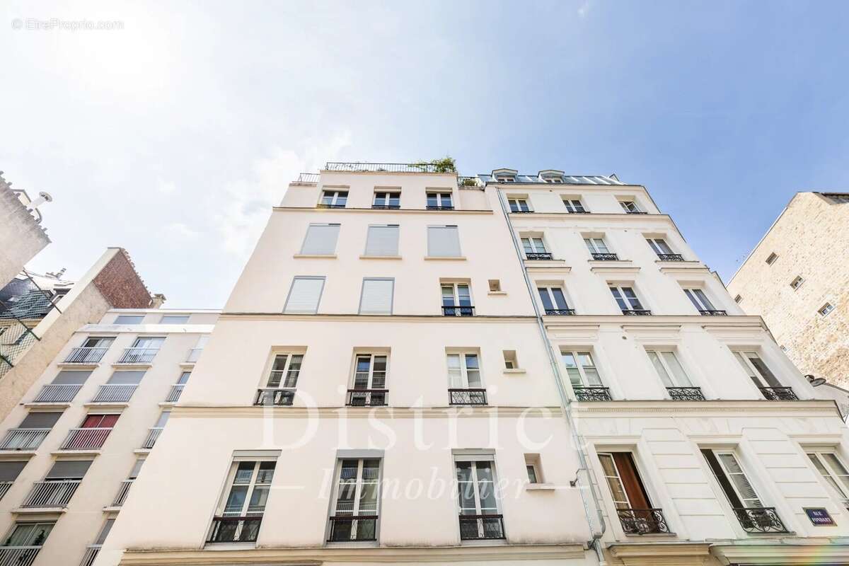 Paris 15e - Motte-Picquet / Emile Zola / Commerce  – Charmant studio 27 m² au calme en parfait état - photo 7