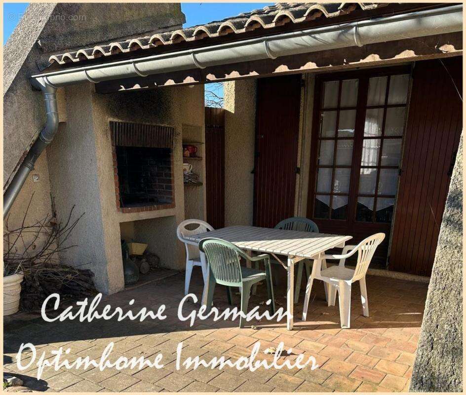A Villalier – A vendre maison 4 chambres avec bureau, jardin, terrasses et garage - photo 2