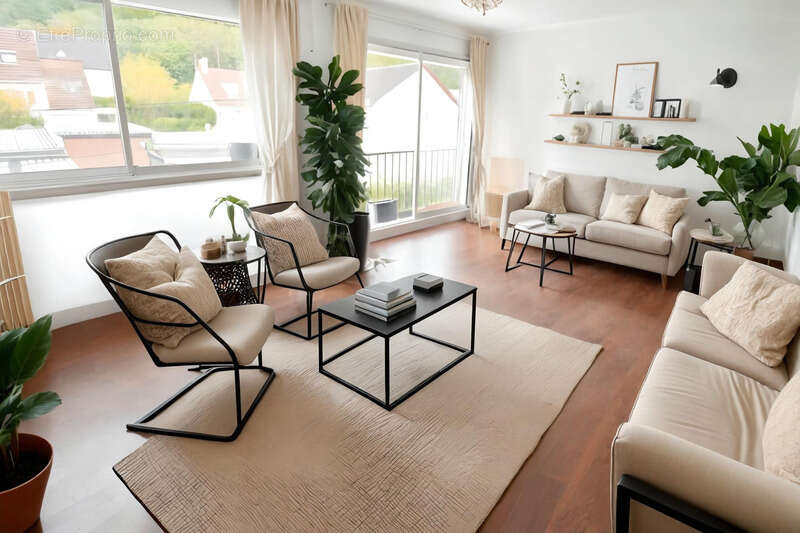 Appartement à SAINT-CYR-L'ECOLE