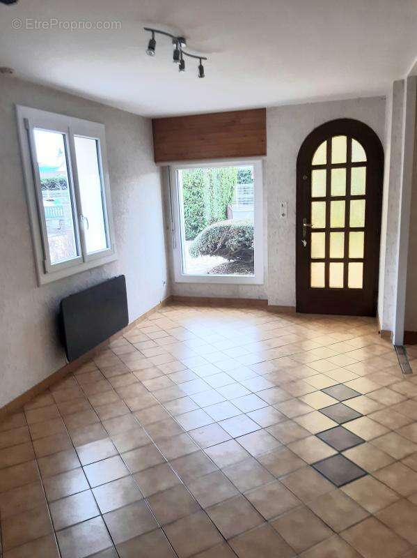 Maison à PONT-DU-CHATEAU