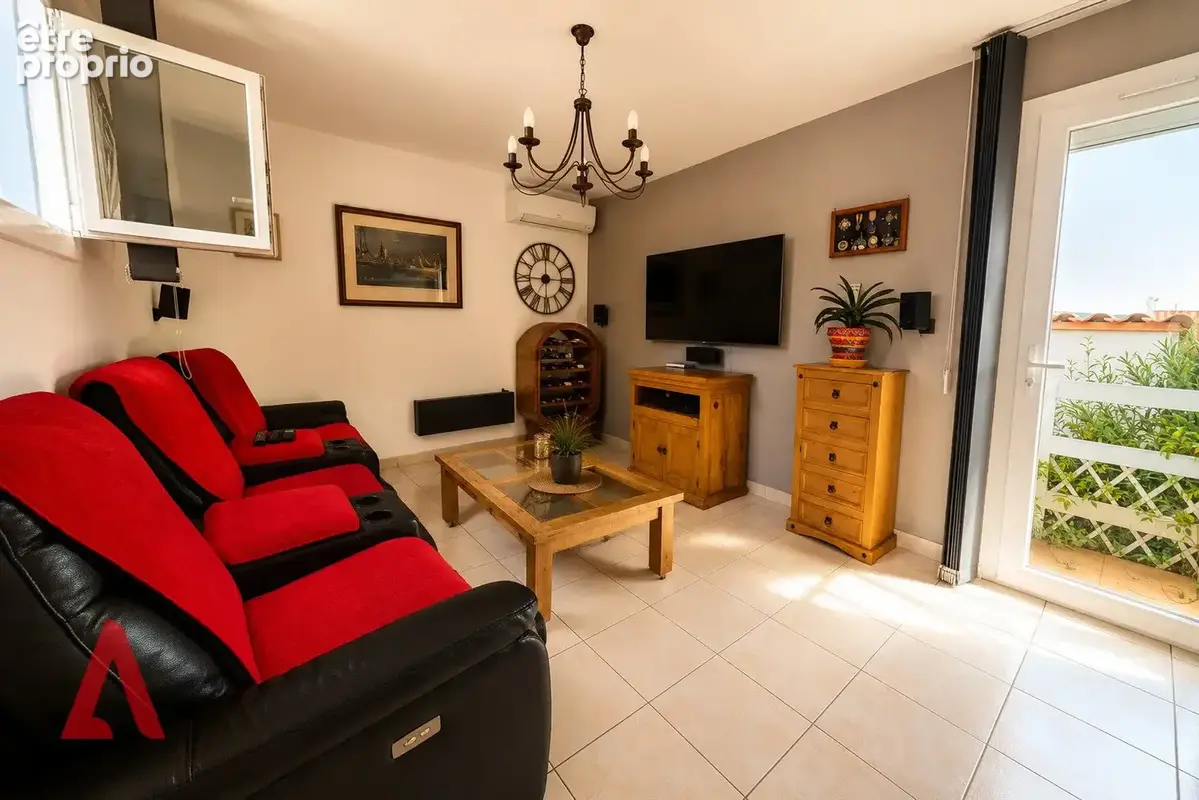 Coup de cur à Margon : villa avec piscine, jardin et logement indépendant  315 000  - photo 5