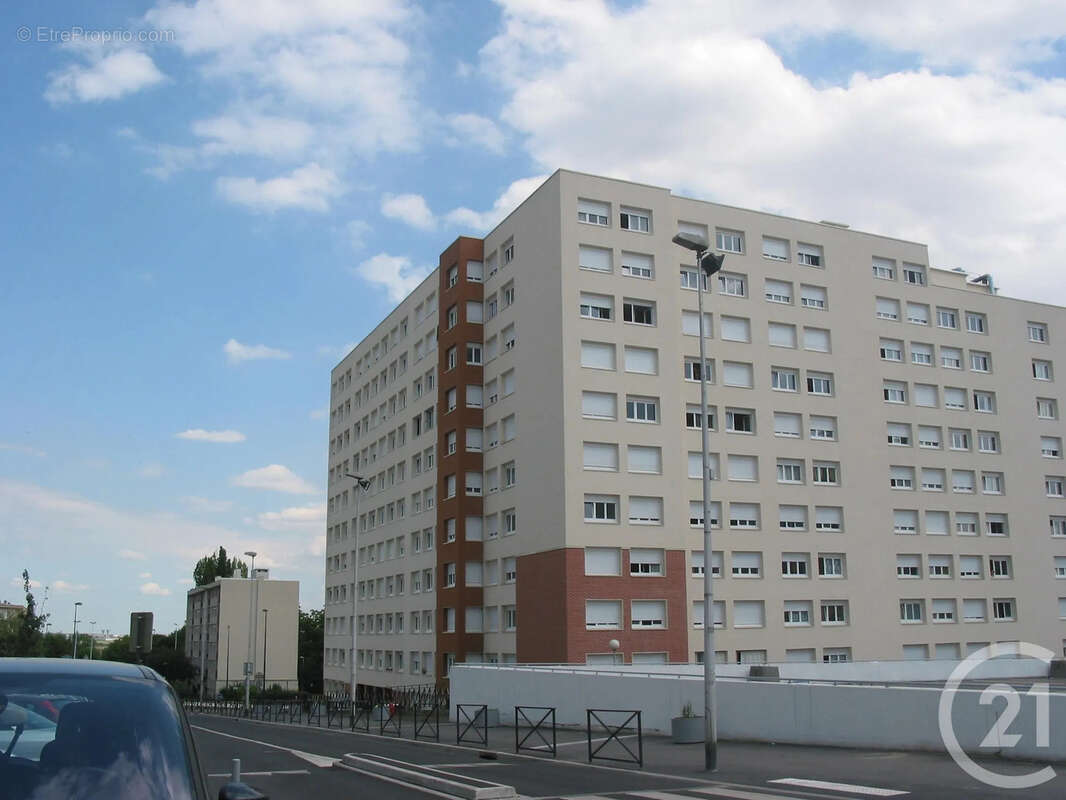 Appartement à GARGES-LES-GONESSE