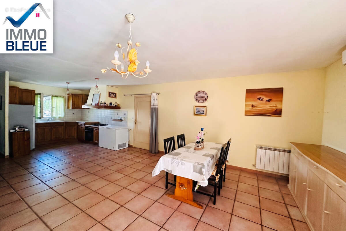 Maison 87 m² à Martigues  - photo 5