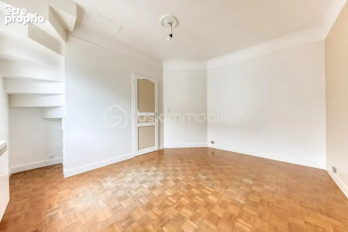 Maison menier familiale, sans mitoyennete, avec 4 chambres, dépendance, garage et cave total - photo 13