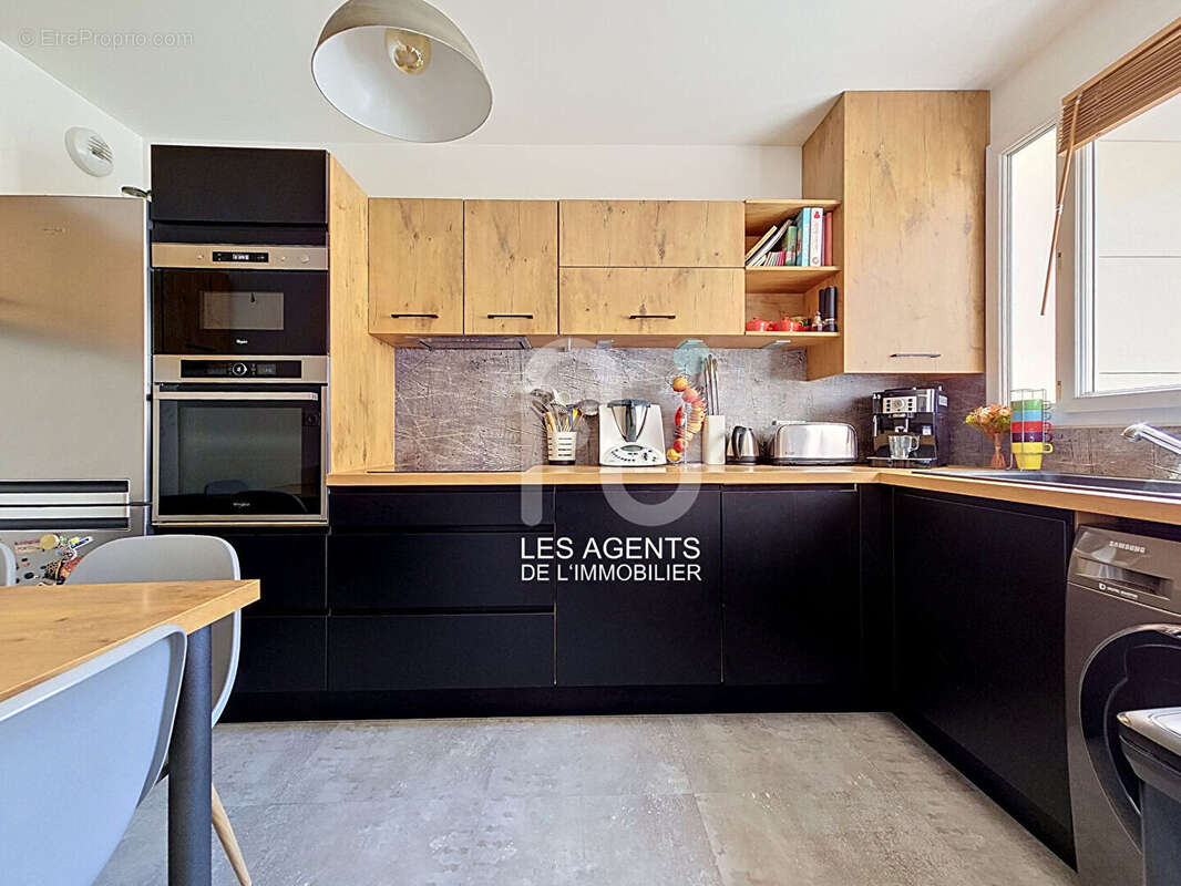 Appartement à ASNIERES-SUR-SEINE