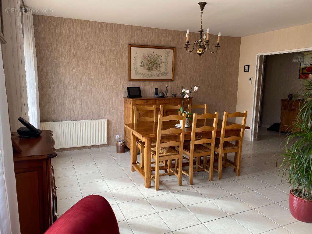 Appartement à LYON-8E