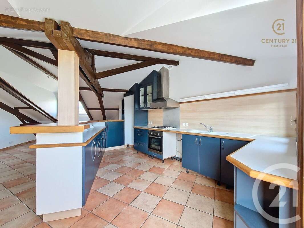 Appartement à CONDRIEU