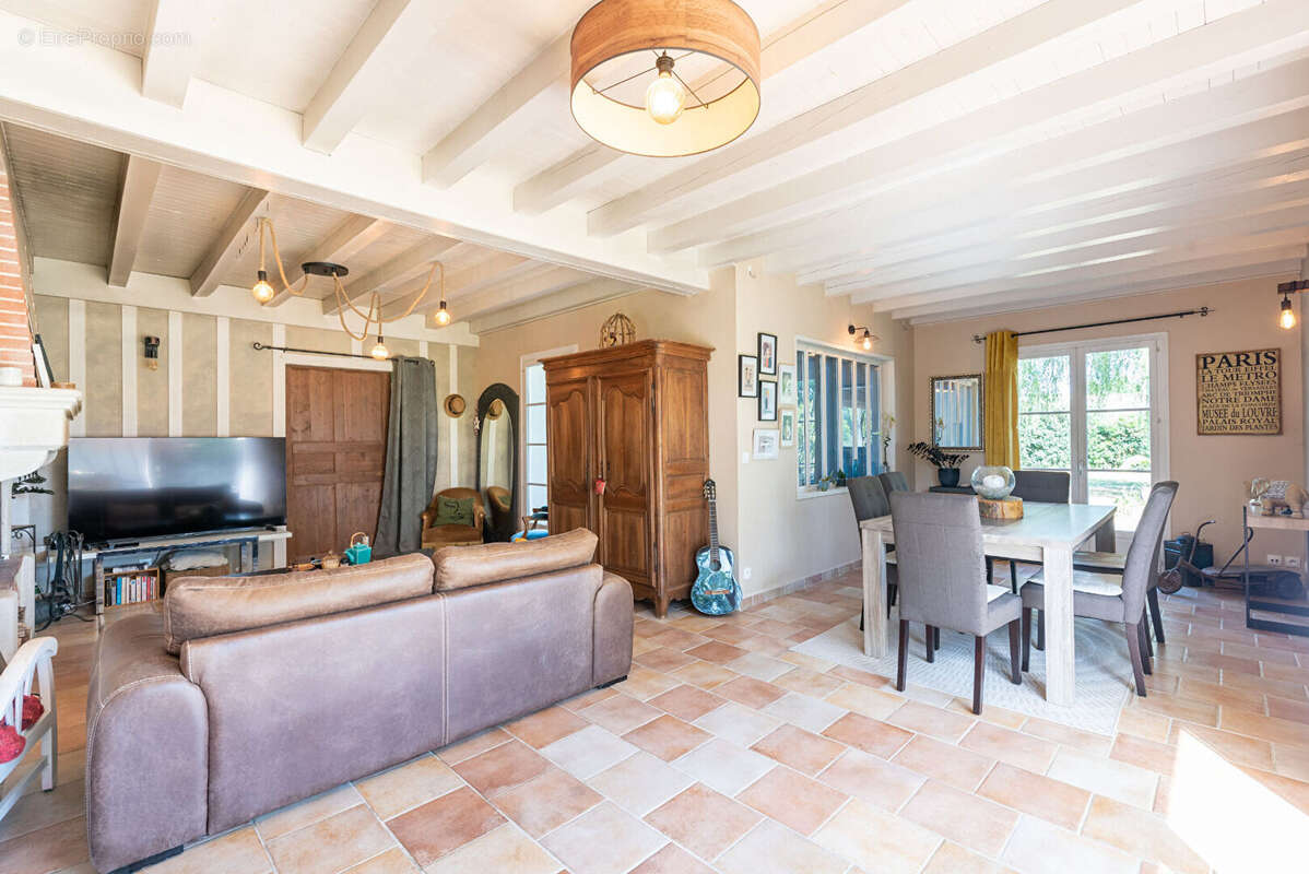 Maison à SAINT-JUSTIN