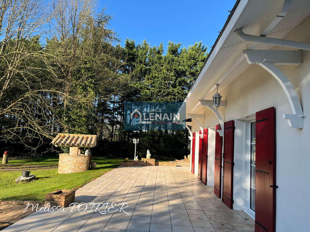 Maison à SAINT-MARTIN-DES-TILLEULS