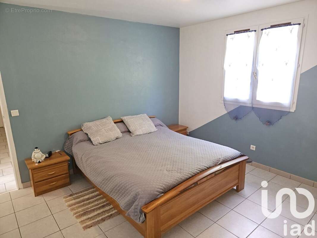 Maison 220 m² à Gageac-Et-Rouillac  - photo 9