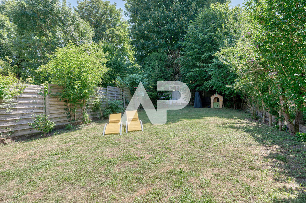 Maison à RUEIL-MALMAISON