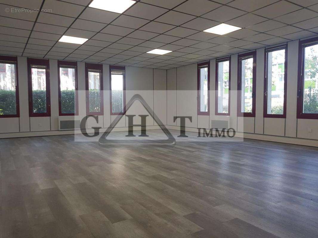 Entrepot bureaux - photo 3