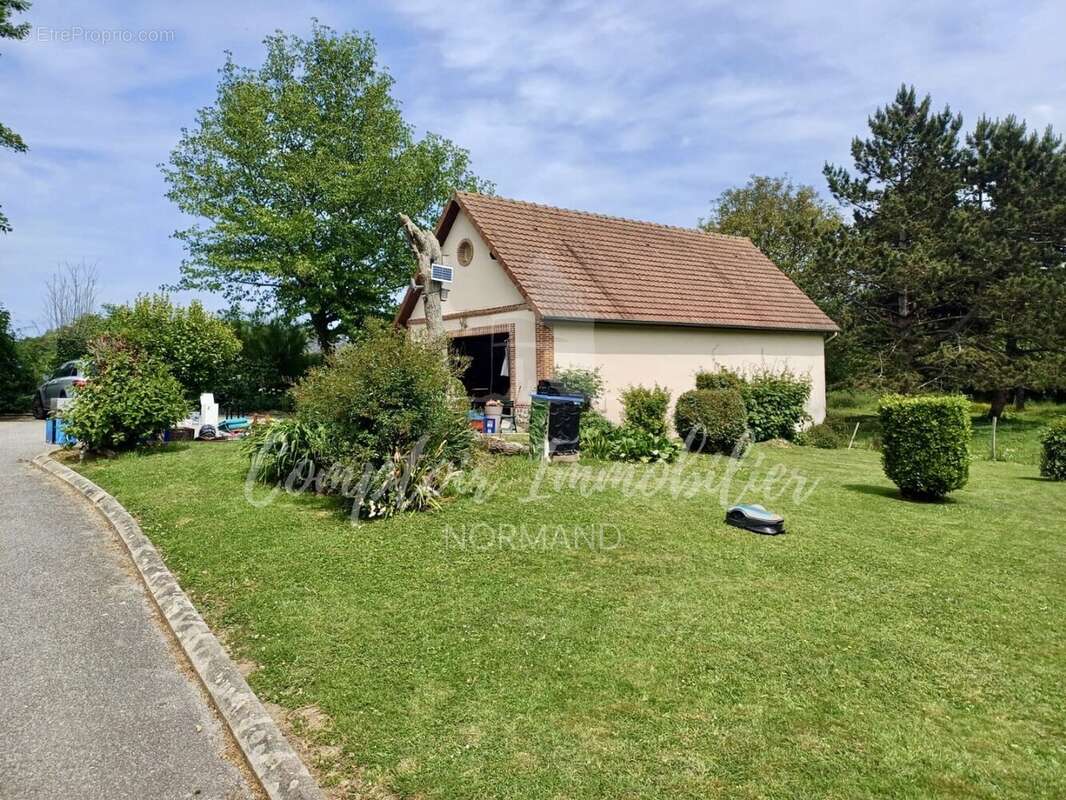 Maison à SAINT-DENIS-D&#039;ACLON