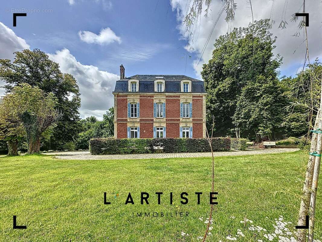 Maison à CLERES