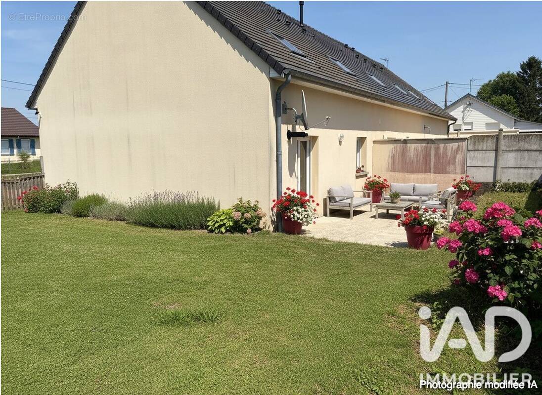 Photo 1 - Maison à GENTELLES