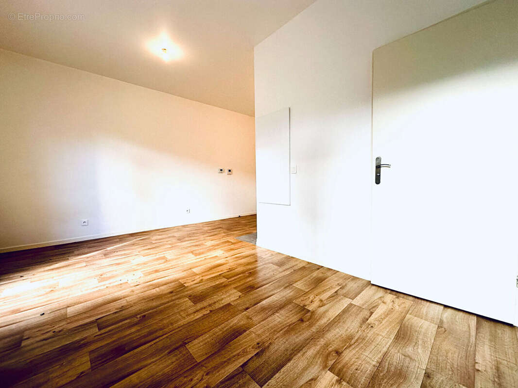 Appartement à OZOIR-LA-FERRIERE