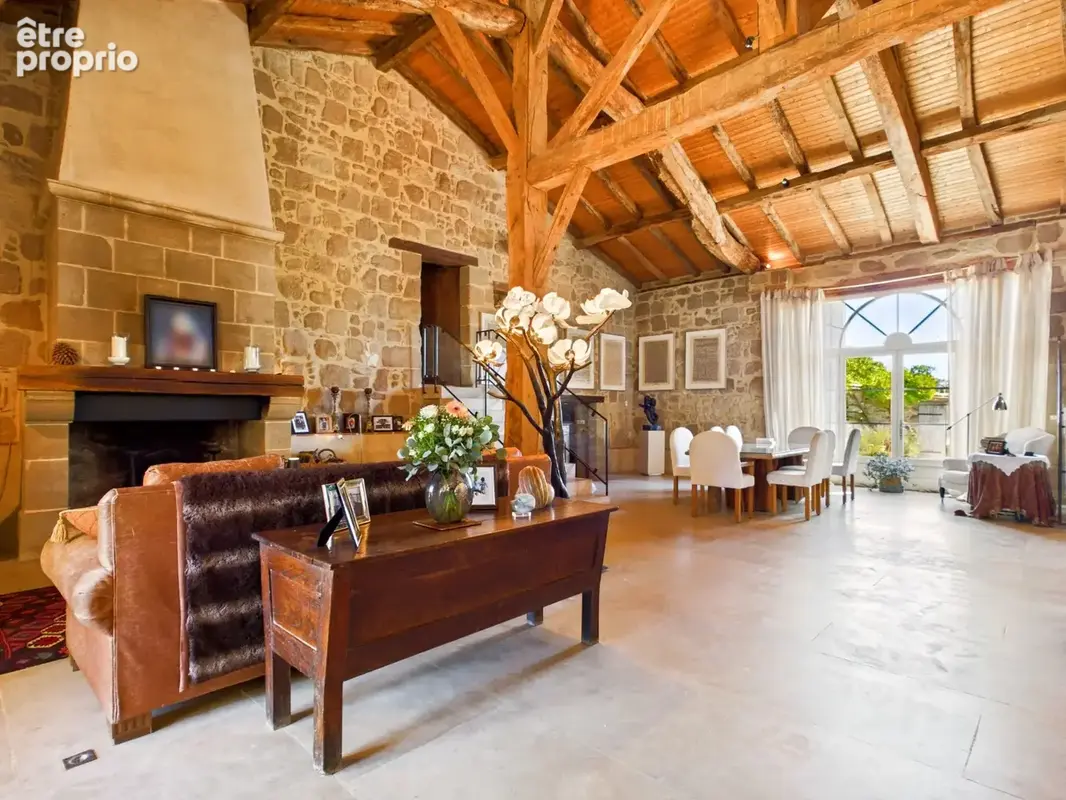 Propriété à la campagne avec piscine et 4,2 hectares de terrain - photo 4