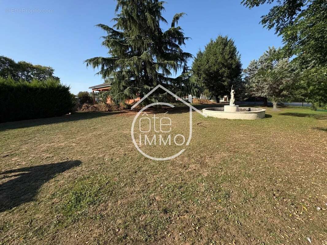 Maison à PRIGONRIEUX