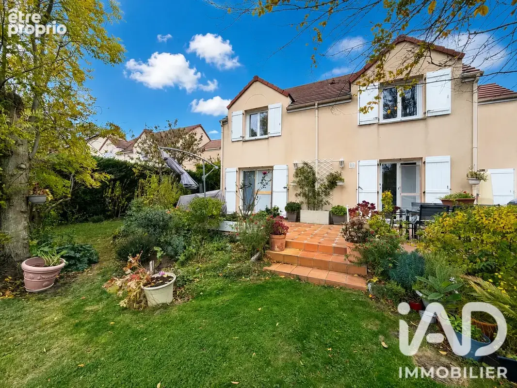 Photo 1 - Maison à MAROLLES-EN-HUREPOIX