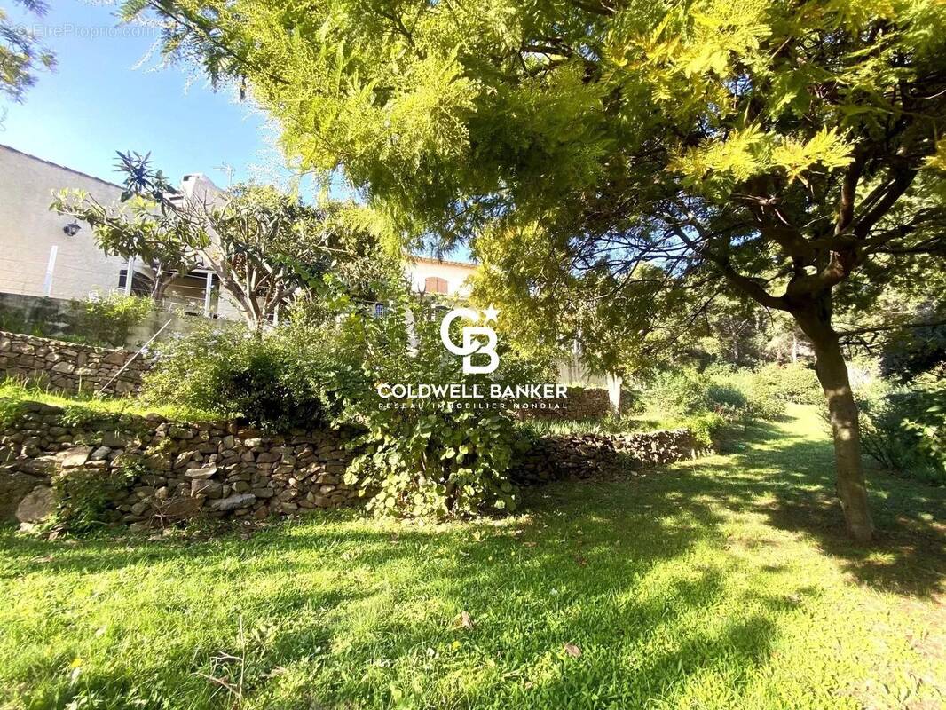 Maison à SAINT-MANDRIER-SUR-MER