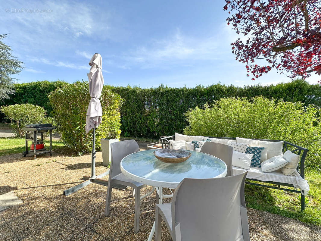 Maison à SAINT-CLAIR-DU-RHONE