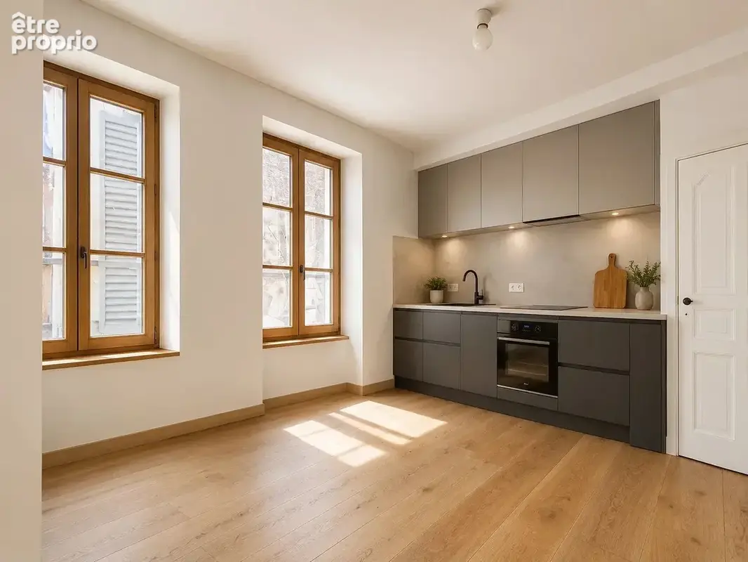 Appartement à SAINT-ETIENNE-DE-SAINT-GEOIRS