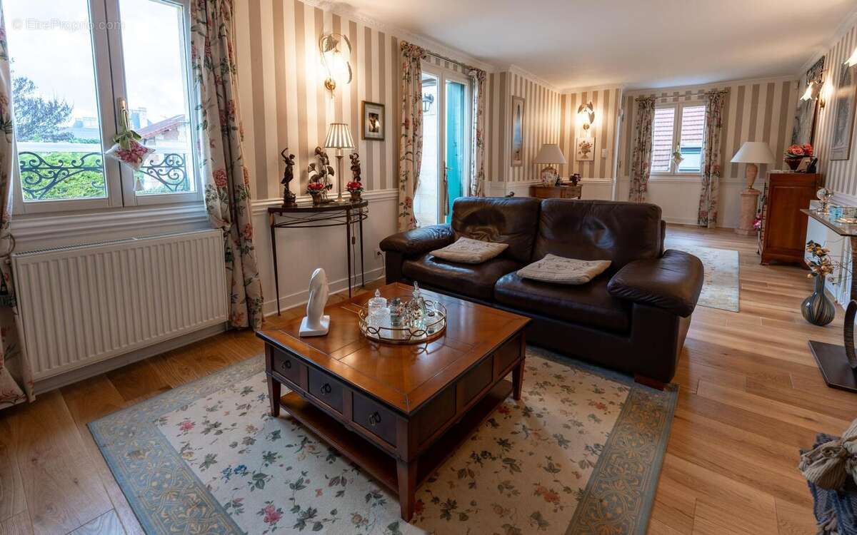 Photo 5 - Maison à VILLERS-SOUS-SAINT-LEU