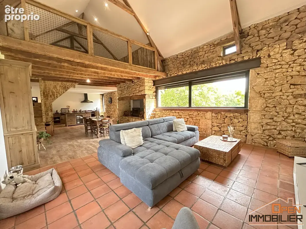 Maison 161 m² à Milhac  - photo 302