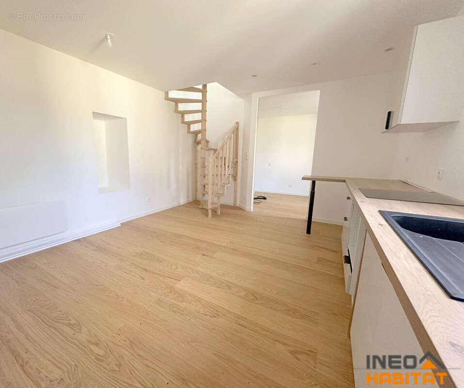 Appartement Pont-pean t2 bis 40 m2 - photo 2