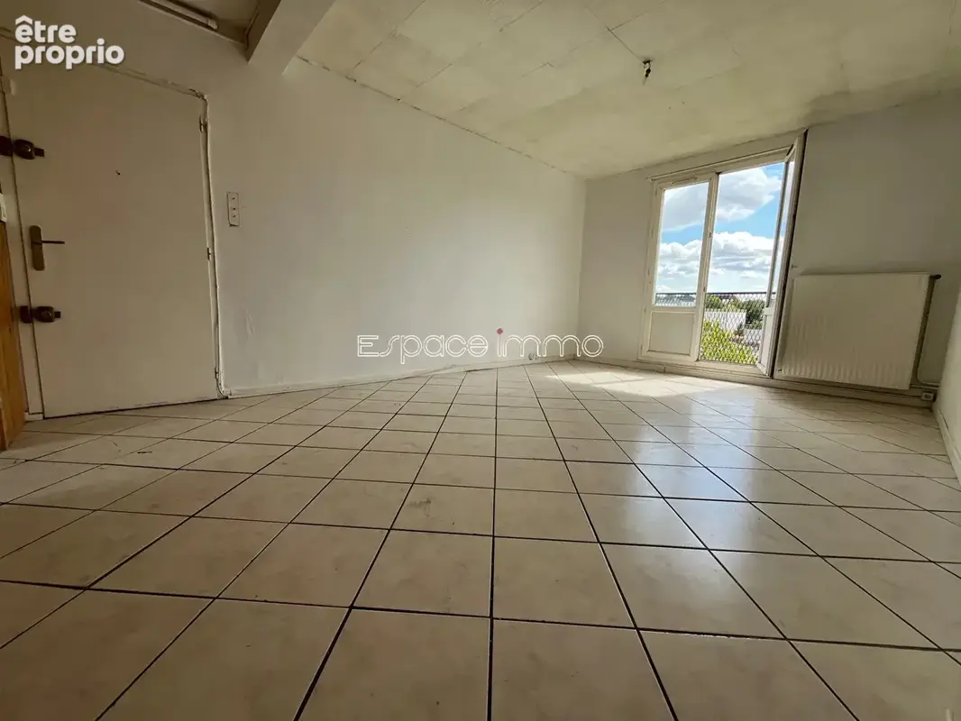 Appartement f3 - 56m² - 2 chambres - cave - maromme centre ville - photo 2